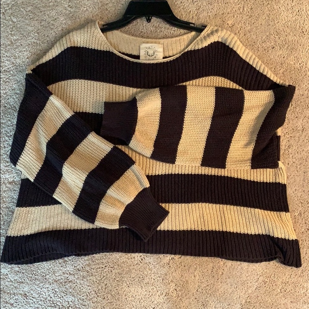 Oversized Cropped Stripe Sweater